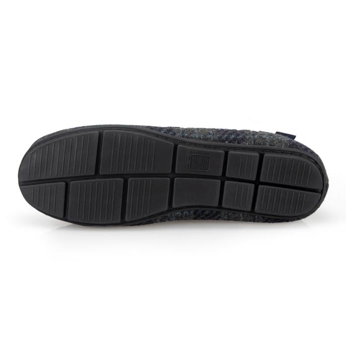 totes toasties® Mens Check Moccasin With Curly Fur Lining Navy Check Extra Image 6